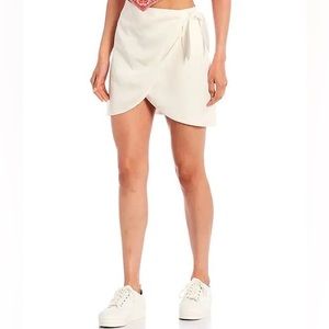 Gianni Bini high rise wrap mini skirt